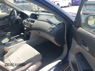 2009 Honda Accord LX-P z VIN JHMCP26419C009170, wystawiony jako IAAI lot #42259816 z przebiegiem 297 708 mil mil oraz . Historia ofert i sprzedaży dostępna na DreamBid. Obrazek 5.
