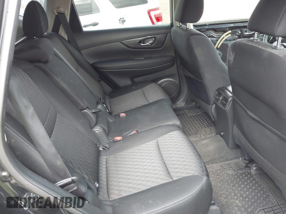 2018 Nissan Rogue SV with VIN KNMAT2MV5JP593778, listed as a IAAI auction lot 42086275 with 133,175 mi miles. Bid and sale history available at carsss.com. Image 8.