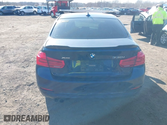 2017 BMW 3 Series 330i xDrive with VIN WBA8D9G39HNU61835, listed as a IAAI auction lot 41764618 with 77,875 mi miles. Bid and sale history available at carsss.com. Image 16.
