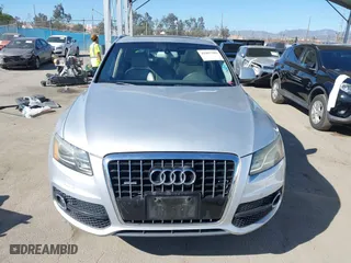 2011 Audi Q5 3.2L Premium Plus with VIN WA1DKAFP9BA068715, listed as a IAAI auction lot 41867985 with 147,207 mi miles. Bid and sale history available at carsss.com. Image 13.