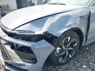 2024 Hyundai Sonata SEL z VIN KMHL64JA3RA398298, wystawiony jako IAAI lot #42462477 z przebiegiem 21 843 mil mil oraz . Historia ofert i sprzedaży dostępna na DreamBid. Obrazek 6.