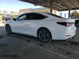 2020 Lexus ES with VIN 58AGZ1B10LU062421, listed as a Copart auction lot 50784555 with 81,514 mi miles and Salvage Title. Bid and sale history available at carsss.com. Image 2.