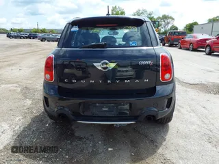 2015 MINI Countryman S z VIN WMWZC5C51FWM19433, wystawiony jako IAAI lot #42365991 z przebiegiem 158 205 mil mil oraz . Historia ofert i sprzedaży dostępna na DreamBid. Obrazek 13.