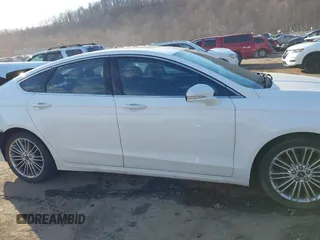2015 Ford Fusion SE with VIN 1FA6P0HD2F5108523, listed as a IAAI auction lot 41894138 with 98,595 mi miles. Bid and sale history available at carsss.com. Image 13.