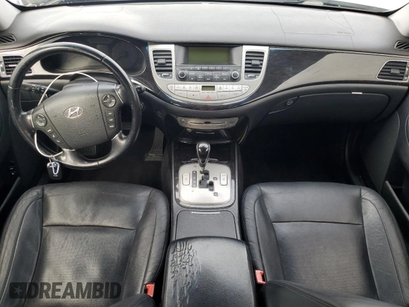 2013 Hyundai Genesis 3.8L z VIN KMHGC4DD8DU216781, wystawiony jako Copart lot #46666945 z przebiegiem Nie podano mil oraz Szkoda całkowita • Salvage title. Historia ofert i sprzedaży dostępna na DreamBid. Obrazek 8.