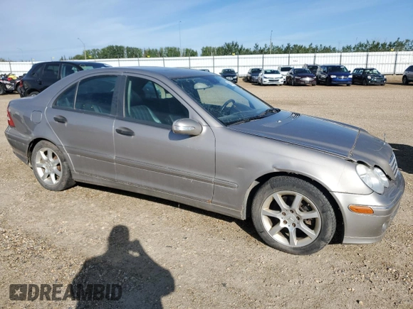 2006 Mercedes-Benz C 280 Luxury z VIN WDBRF92J66F818336, wystawiony jako Copart lot #62921035 z przebiegiem 247 178 mil mil oraz Czysty tytuł • Clean title. Historia ofert i sprzedaży dostępna na DreamBid. Obrazek 4.