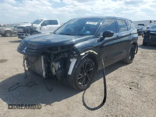 2022 Mitsubishi Outlander SE z VIN JA4J4UA85NZ077495, wystawiony jako Copart lot #55519205 z przebiegiem 48 502 mil mil oraz Szkoda całkowita • Salvage title. Historia ofert i sprzedaży dostępna na DreamBid. Obrazek 1.