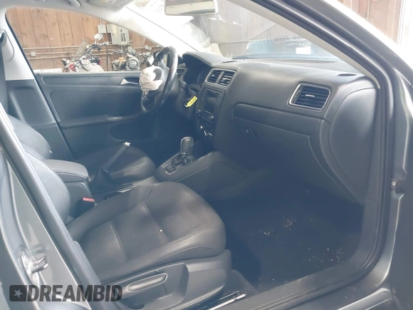2012 Volkswagen Jetta SE с VIN 3VWDP7AJ6CM065513, выставлен на аукционе IAAI как лот 42348236 с пробегом 144 035 миль миль и . История ставок и продаж доступна на DreamBid. Изображение 5.