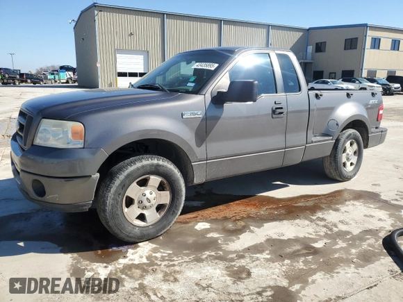 2007 Ford F-150 STX with VIN 1FTRF02237KB73899, listed as a Copart auction lot 43435895 with 324,578 mi miles and Salvage Title. Bid and sale history available at carsss.com. Image 1.