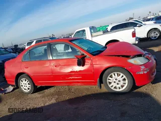 2004 Honda Civic LX with VIN 2HGES16584H548825, listed as a IAAI auction lot 41477784 with 152,581 mi miles. Bid and sale history available at carsss.com. Image 13.