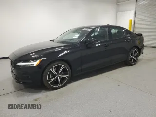 2025 Volvo S60 Core with VIN 7JRL12GJ0SG364550, listed as a Copart auction lot 52883295 with 14,275 mi miles and Clean Title. Bid and sale history available at carsss.com. Image 1.