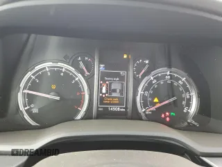 2023 Toyota 4Runner Limited z VIN JTEKU5JR6P6171989, wystawiony jako Copart lot #57337795 z przebiegiem 14 908 mil mil oraz Szkoda całkowita • Salvage title. Historia ofert i sprzedaży dostępna na DreamBid. Obrazek 9.