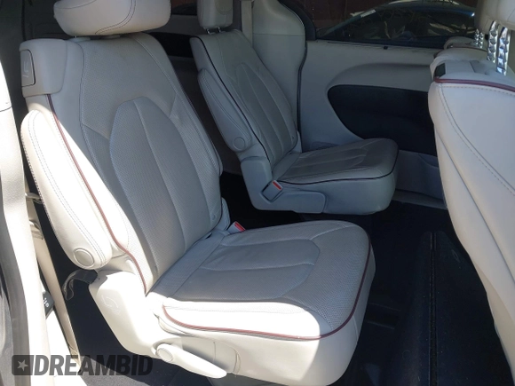 2020 Chrysler Pacifica Limited с VIN 2C4RC1GG1LR184429, выставлен на аукционе IAAI как лот 42701918 с пробегом 73 638 миль миль и . История ставок и продаж доступна на DreamBid. Изображение 8.