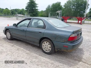 1997 Honda Accord LX с VIN 1HGCD5631VA019675, выставлен на аукционе IAAI как лот 42268994 с пробегом 284 652 миль миль и . История ставок и продаж доступна на DreamBid. Изображение 3.