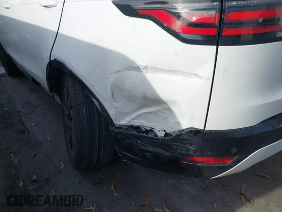 2023 Land Rover Discovery z VIN SALRT2EXXP2471340, wystawiony jako IAAI lot #41920509 z przebiegiem 34 385 mil mil oraz . Historia ofert i sprzedaży dostępna na DreamBid. Obrazek 12.