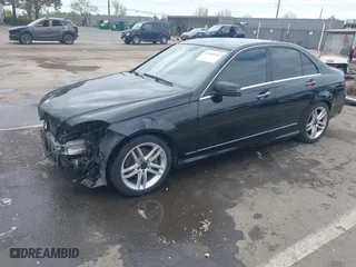 2013 Mercedes-Benz C-Class C 250 Sport with VIN WDDGF4HB4DA805824, listed as a IAAI auction lot 41885189 with 140,404 mi miles. Bid and sale history available at carsss.com. Image 18.
