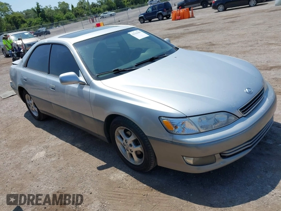 2001 Lexus ES 300 with VIN JT8BF28GX10307910, listed as a IAAI auction lot 42326385 with 157,130 mi miles and . Bid and sale history available at DreamBid. Image 1.