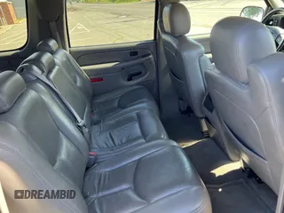2005 GMC Yukon XL SLT with VIN 1GKFK16Z25J182614, listed as a Copart auction lot 48441255 with 110,529 mi miles and Salvage Title. Bid and sale history available at carsss.com. Image 6.
