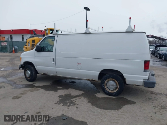 2004 Ford Econoline Cargo z VIN 1FTNE24L04HB05474, wystawiony jako IAAI lot #41320247 z przebiegiem 153 216 mil mil oraz . Historia ofert i sprzedaży dostępna na DreamBid. Obrazek 14.