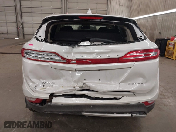 2017 Lincoln MKC Reserve with VIN 5LMTJ3DH0HUL62659, listed as a IAAI auction lot 42244614 with 62,059 mi miles and . Bid and sale history available at DreamBid. Image 6.