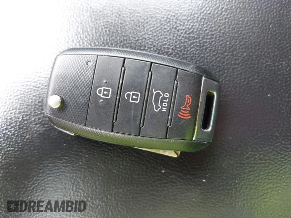 2019 Kia Sorento L z VIN 5XYPG4A36KG593306, wystawiony jako IAAI lot #42084345 z przebiegiem 115 241 mil mil oraz . Historia ofert i sprzedaży dostępna na DreamBid. Obrazek 11.