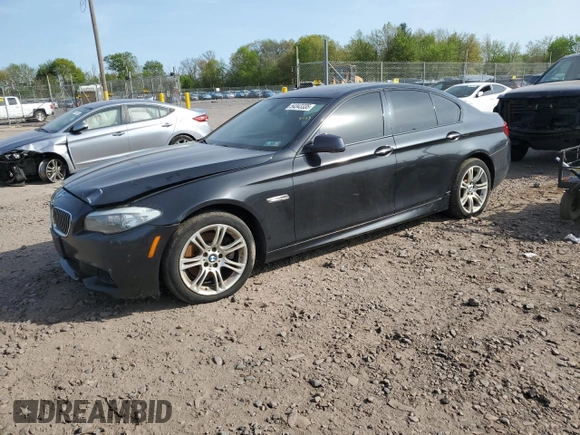 2013 BMW 5 Series 528i xDrive with VIN WBAXH5C53DD109334, listed as a Copart auction lot 54343335 with 174,354 mi miles and Clean Title. Bid and sale history available at carsss.com. Image 1.