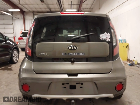 2017 Kia Soul + with VIN KNDJP3A50H7452092, listed as a IAAI auction lot 41820948 with 119,126 mi miles. Bid and sale history available at carsss.com. Image 17.