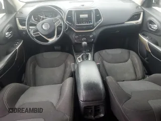 2017 Jeep Cherokee Latitude z VIN 1C4PJLCB6HW643259, wystawiony jako Copart lot #51160335 z przebiegiem 123 667 mil mil oraz Szkoda całkowita • Salvage title. Historia ofert i sprzedaży dostępna na DreamBid. Obrazek 8.