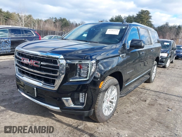 2023 GMC Yukon XL SLT z VIN 1GKS2GKD2PR562956, wystawiony jako IAAI lot #41202979 z przebiegiem 14 938 mil mil oraz . Historia ofert i sprzedaży dostępna na DreamBid. Obrazek 2.