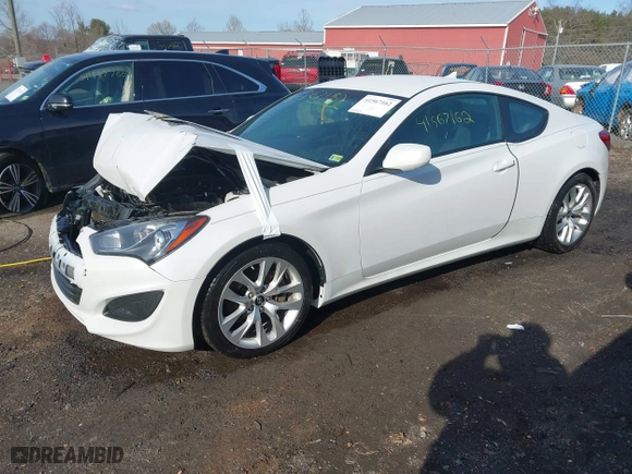 2013 Hyundai Genesis Coupe 2.0T Premium with VIN KMHHT6KD9DU104347, listed as a IAAI auction lot 41567162 with 98,465 mi miles. Bid and sale history available at carsss.com. Image 18.