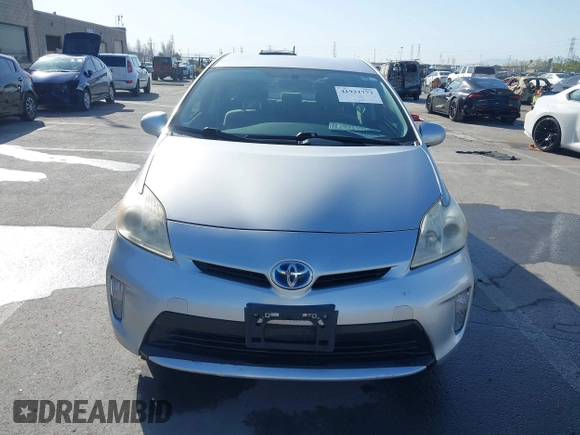2013 Toyota Prius One with VIN JTDKN3DU2D5629177, listed as a IAAI auction lot 41921772 with 107,478 mi miles. Bid and sale history available at carsss.com. Image 12.