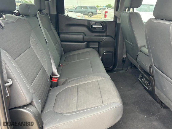 2019 Chevrolet Silverado 1500 LT with VIN 3GCUYDED2KG258404, listed as a Copart auction lot 54062065 with 134,667 mi miles and Clean Title. Bid and sale history available at carsss.com. Image 6.