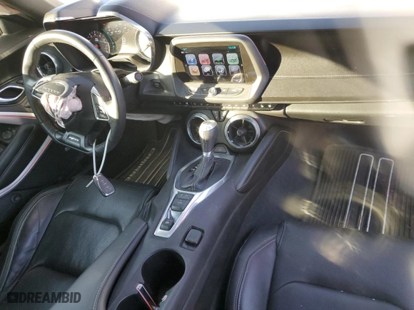 2017 Chevrolet Camaro 2LT with VIN 1G1FD1RX8H0164606, listed as a Copart auction lot 43161985 with 55,203 mi miles and Salvage Title. Bid and sale history available at carsss.com. Image 8.