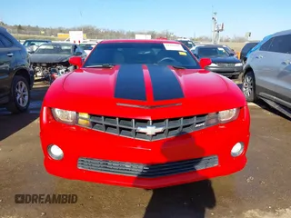 2010 Chevrolet Camaro 2SS z VIN 2G1FK1EJ0A9155885, wystawiony jako IAAI lot #41792691 z przebiegiem 147 389 mil mil oraz . Historia ofert i sprzedaży dostępna na DreamBid. Obrazek 12.