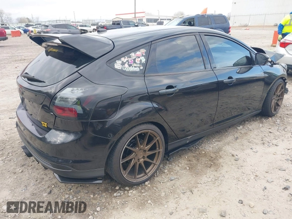 2013 Ford Focus SE with VIN 1FADP3K21DL121580, listed as a IAAI auction lot 41727813 with 171,352 mi miles. Bid and sale history available at carsss.com. Image 4.