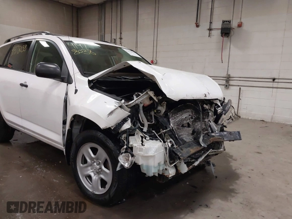 2008 Toyota RAV4 with VIN JTMBD33V686078877, listed as a IAAI auction lot 41478038 with 55,627 mi miles. Bid and sale history available at carsss.com. Image 6.