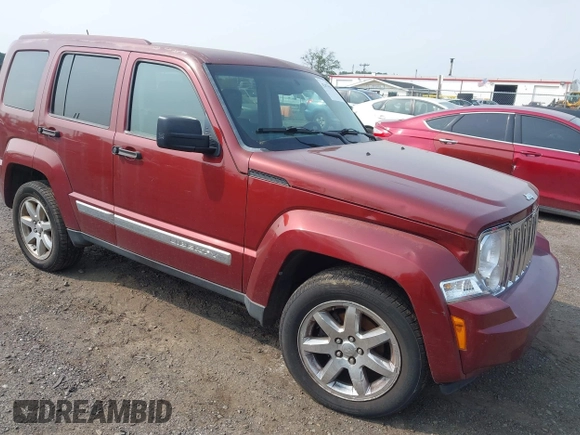 2008 Jeep Liberty Limited z VIN 1J8GN58KX8W270437, wystawiony jako IAAI lot #42473596 z przebiegiem 194 936 mil mil oraz . Historia ofert i sprzedaży dostępna na DreamBid. Obrazek 1.