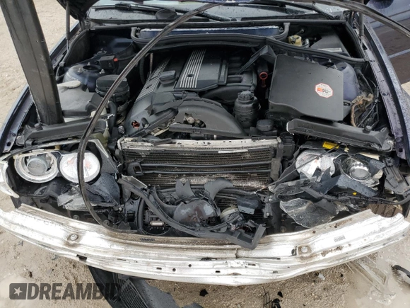 2001 BMW 3 Series 325Ci with VIN WBABS33441JY51892, listed as a Copart auction lot 89110735 with 142,771 mi miles and Salvage Title. Bid and sale history available at carsss.com. Image 13.