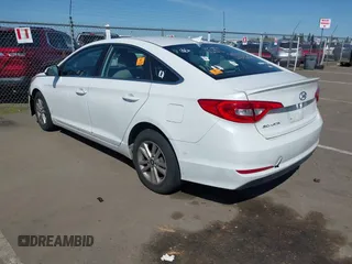 2017 Hyundai Sonata 2.4L with VIN 5NPE24AF6HH565572, listed as a IAAI auction lot 41968741 with Not Provided miles and . Bid and sale history available at carsss.com. Image 3.