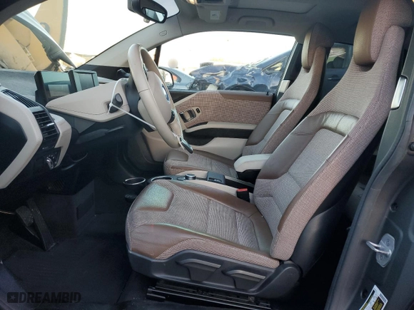 2019 BMW i3 with VIN WBY8P4C57K7D27696, listed as a Copart auction lot 85429264 with 32,219 mi miles and Salvage Title. Bid and sale history available at carsss.com. Image 7.