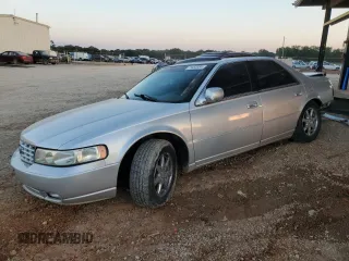 2000 Cadillac Seville Touring STS z VIN 1G6KY5494YU201138, wystawiony jako Copart lot #73485584 z przebiegiem 137 913 mil mil oraz Szkody całkowita. Historia ofert i sprzedaży dostępna na DreamBid. Obrazek 1.