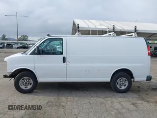 2019 GMC Savana Cargo with VIN 1GTW7AFPXK1287974, listed as a IAAI auction lot 41923464 with 148,348 mi miles and . Bid and sale history available at DreamBid. Image 15.