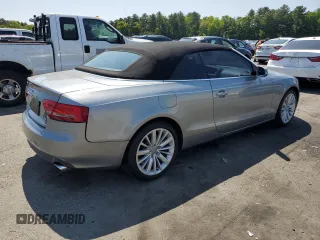 2011 Audi A5 Premium Plus z VIN WAUJFAFH2BN002714, wystawiony jako Copart lot #59365435 z przebiegiem 132 462 mil mil oraz Szkoda całkowita • Salvage title. Historia ofert i sprzedaży dostępna na DreamBid. Obrazek 3.