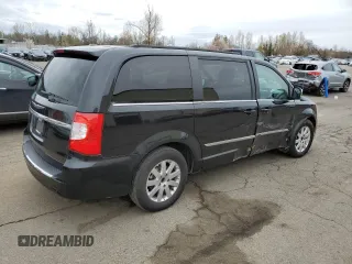 2011 Chrysler Town & Country Touring L z VIN 2A4RR8DG7BR694918, wystawiony jako Copart lot #48032095 z przebiegiem 138 860 mil mil oraz Szkoda całkowita • Salvage title. Historia ofert i sprzedaży dostępna na DreamBid. Obrazek 3.