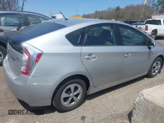 2012 Toyota Prius One with VIN JTDKN3DU2C5466786, listed as a IAAI auction lot 42090567 with 122,120 mi miles. Bid and sale history available at carsss.com. Image 13.
