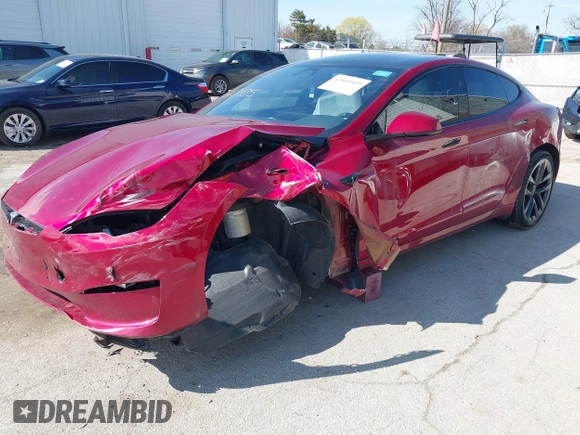 2023 Tesla Model S Plaid с VIN 5YJSA1E61PF525637, выставлен на аукционе IAAI как лот 42045459 с пробегом Не указан миль и . История ставок и продаж доступна на DreamBid. Изображение 17.
