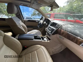 2012 Mercedes-Benz M 350 с VIN 4JGDA5HB1CA040762, выставлен на аукционе Copart как лот 65743595 с пробегом 135 709 миль миль и Чистый • Clean title. История ставок и продаж доступна на DreamBid. Изображение 5.
