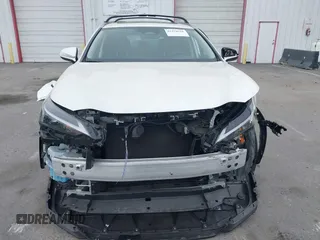 2025 Lexus NX 250 z VIN JTJADCAZ0S2016372, wystawiony jako IAAI lot #42254626 z przebiegiem 7 339 mil mil oraz . Historia ofert i sprzedaży dostępna na DreamBid. Obrazek 13.