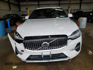 2022 Volvo XC60 Inscription with VIN YV4L12RL2N1083576, listed as a Copart auction lot 57669655 with 40,764 mi miles and Salvage title. Bid and sale history available at DreamBid. Image 5.