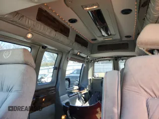 2001 GMC Savana Cargo YF7 Upfitter with VIN 1GDFG15R511109001, listed as a Copart auction lot 48427195 with 73,722 mi miles and Salvage Title. Bid and sale history available at DreamBid. Image 10.